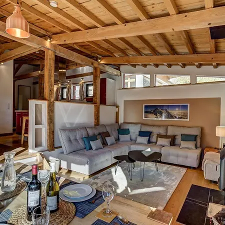Chalet Alpins Alpes Travel Mont Blanc Views Sleeps 6-8 Chalet Chamonix