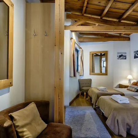 Chalet Chalet Alpins Alpes Travel Mont Blanc Views Sleeps 6-8 *