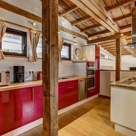 Chalet Alpins Alpes Travel Mont Blanc Views Sleeps 6-8 Chalet *