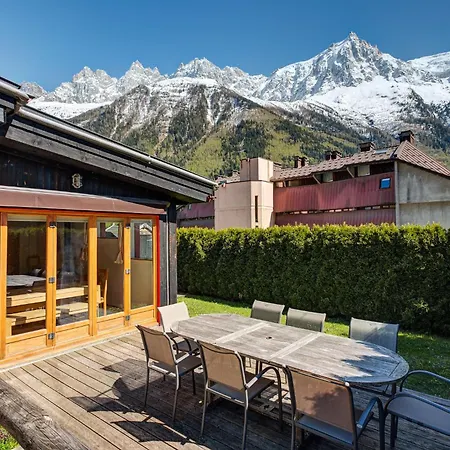 Chalet Alpins Alpes Travel Mont Blanc Views Sleeps 6-8